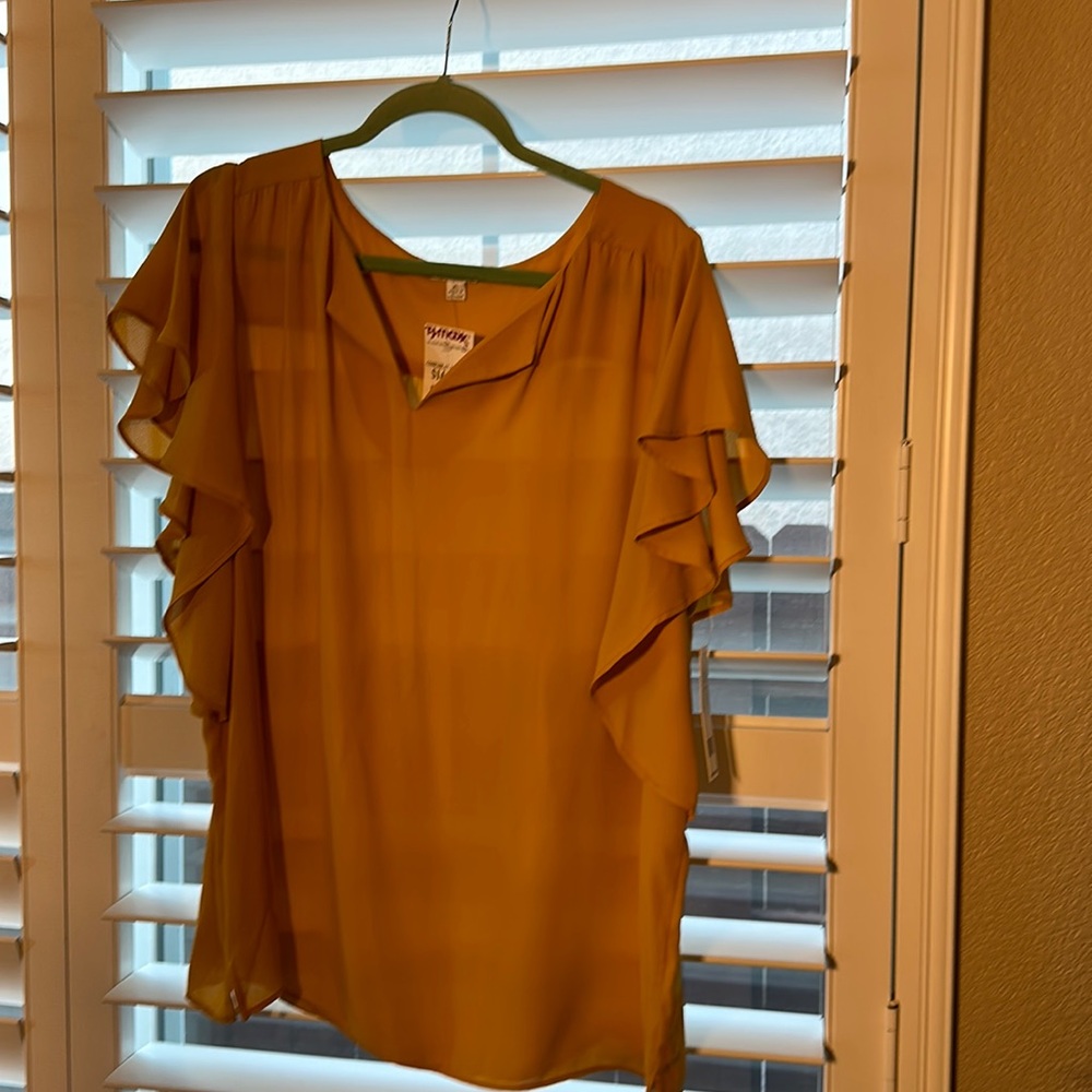 Counterparts XL mustard blouse NWT